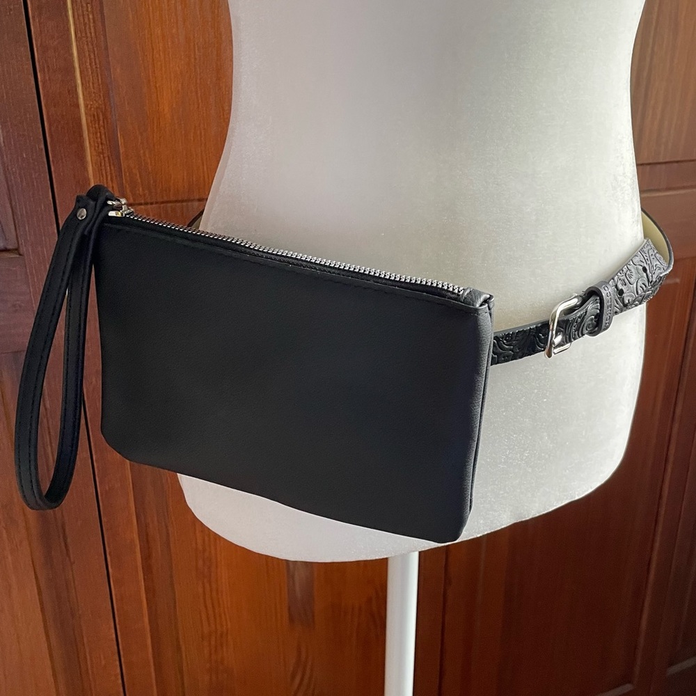 ⭐️FWP Belt w Wristlet Bag by Stone & Co - see free offer below